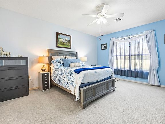 4th image of 15092 SW 14th Avenue Rd