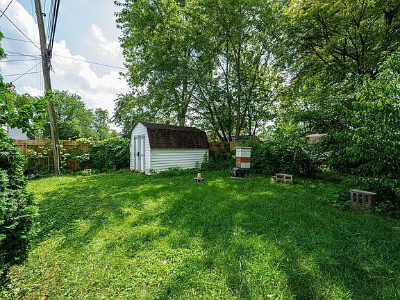 5th image of 3891 Jerome Ct