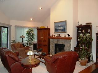 217 Magnolia Rd #4, Ramsey, NJ 07446