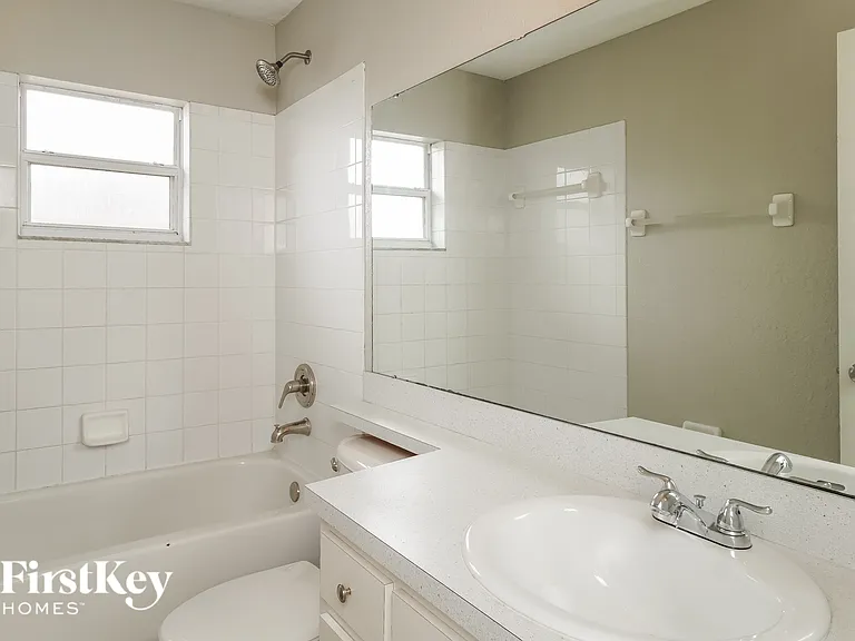 835 Summer Glen Dr — Photo 13