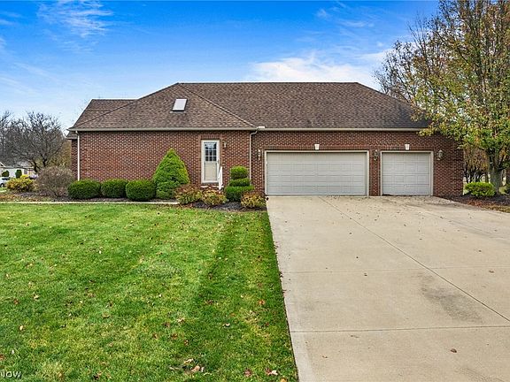 2nd image of 1052 Glendalough Dr