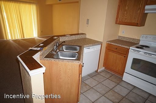 3rd image of 827 Camargo Way Bona Vis #206
