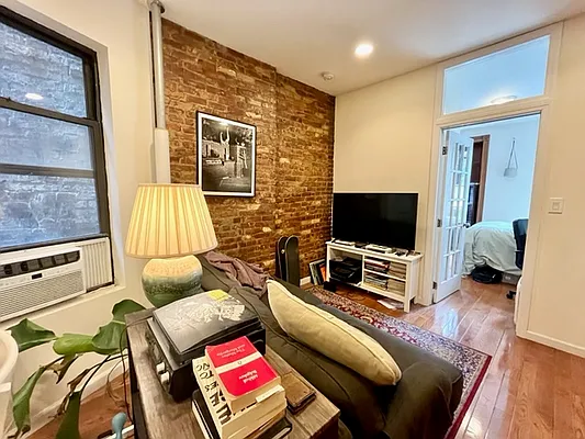 Rented by Best Apartments North Inc | media 12