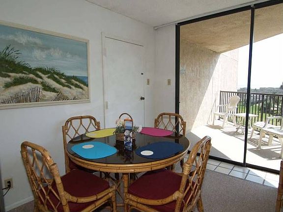 2nd image of 800 Sandcastle Dr #111