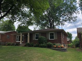 2928 White Plains Rd, Louisville, KY 40218