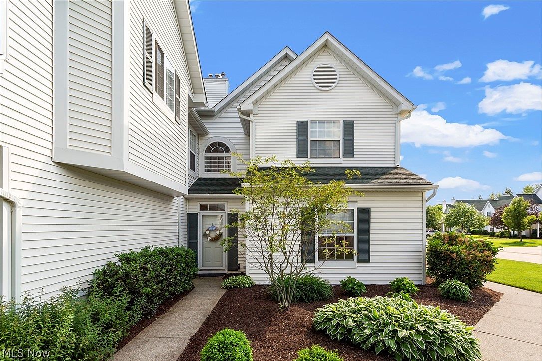 193 Vista Cir 42B, North Olmsted, OH 44070 Zillow