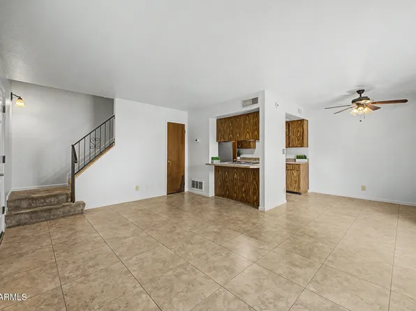8841 N 12TH Place, Phoenix, AZ 85020