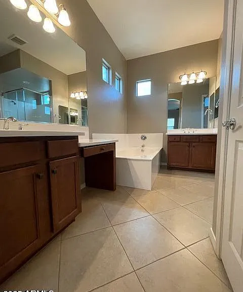 4511 E Jones St — Photo 19