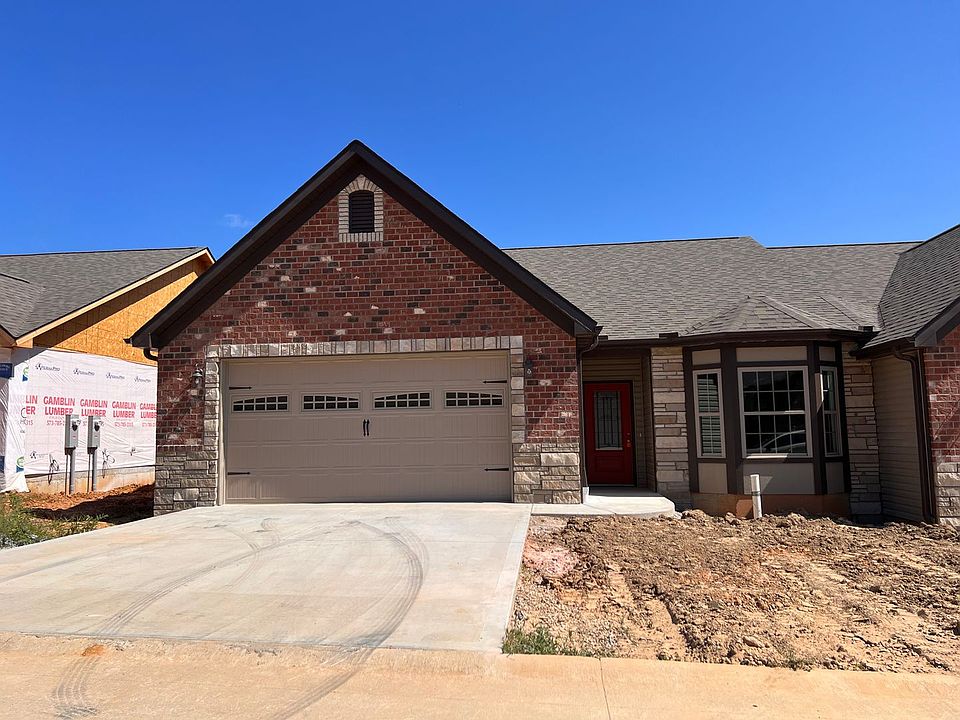 1st image of 311 Deerfield Dr