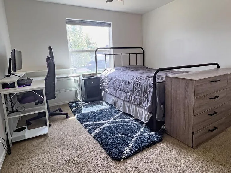 12524 W Pacific Ct — Photo 10