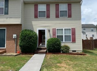 419 Surrey Club Ln, Stephens City, VA 22655