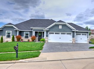 4603 N McMickle Dr, Columbia, MO 65203