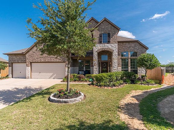 3rd image of 4819 Sabero Ln