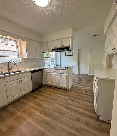 9718 Truscon Dr — Photo 8