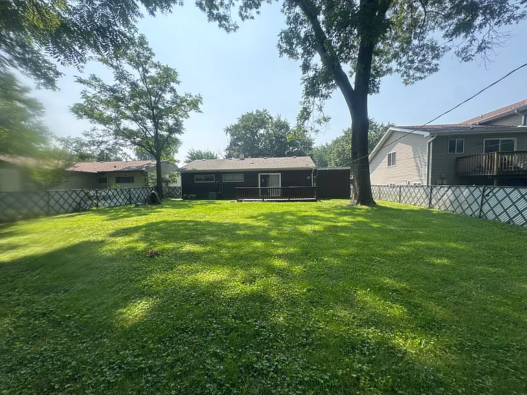 16225 Clifton Park Ave — Photo 11