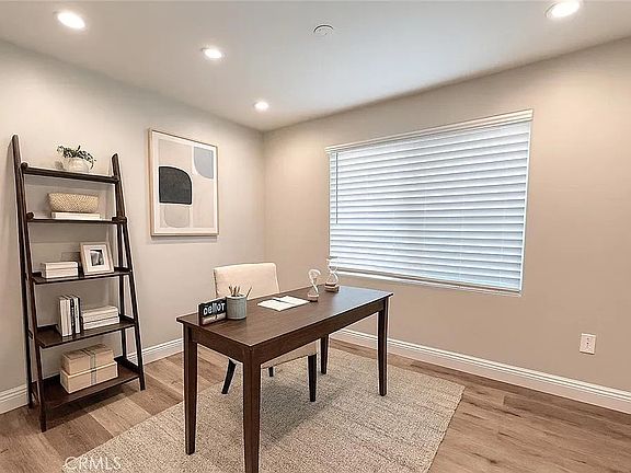 5th image of 5639B Persimmon Ave