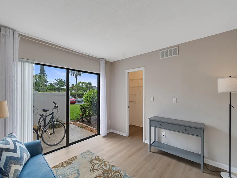 3206 S Lakeview Cir #1105 — Photo 12