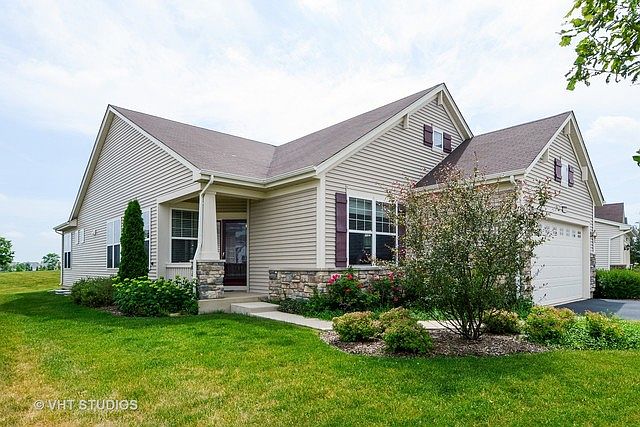 1st image of 2744 Northmoor Dr