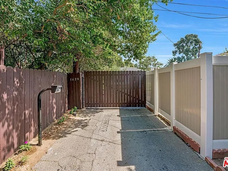 5628 Ponce Ave — Photo 31