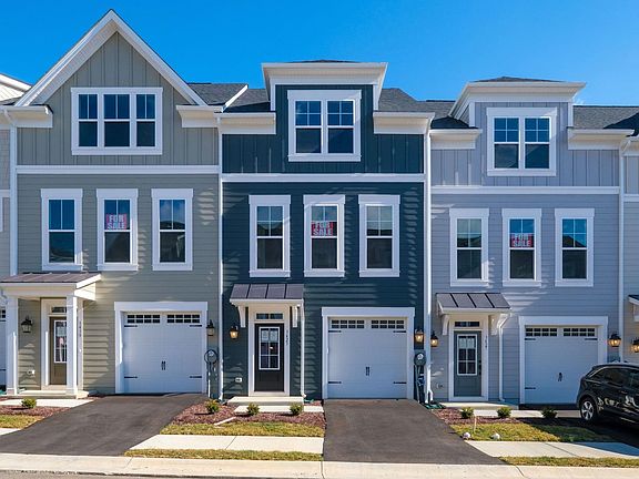 3rd image of 3584 Monterey Dr #37E