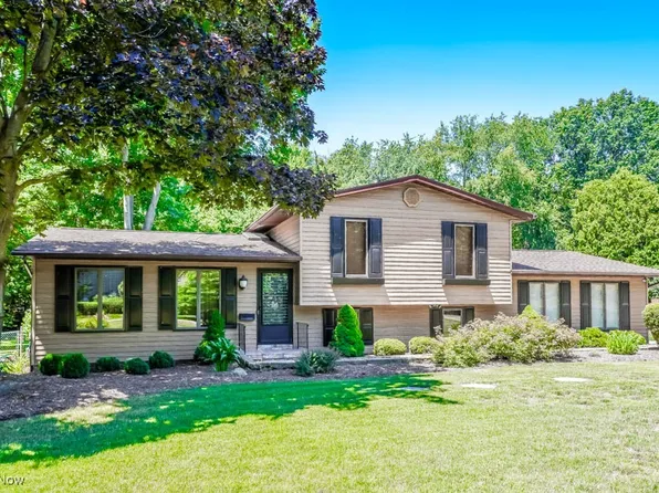3719 Lake Vista Rd, Akron, OH 44319