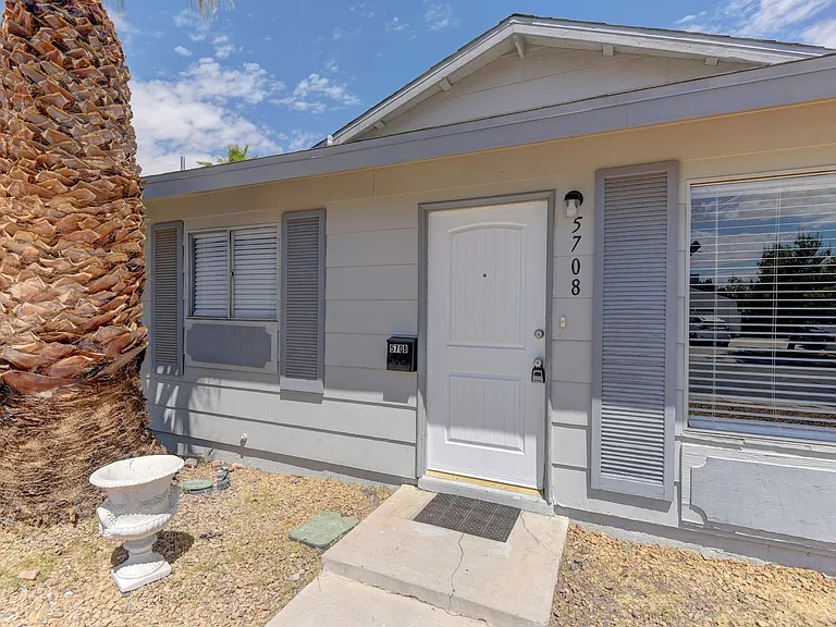 5708 Pinecone Pl — Photo 4