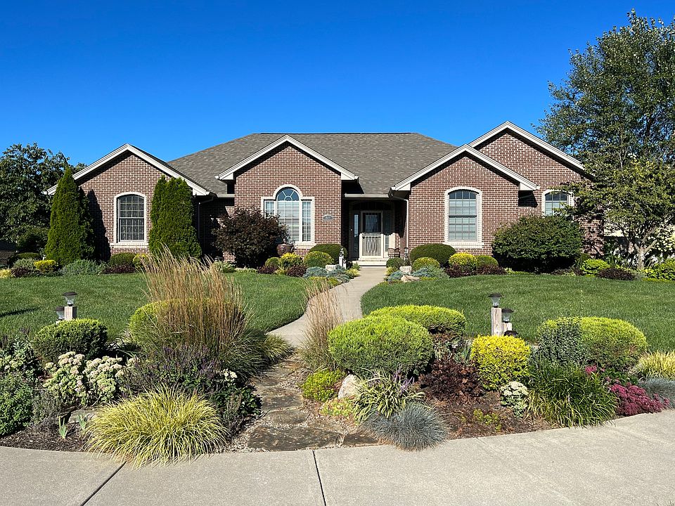 1st image of 3519 Regents Ct