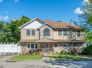 36 Ella St, Bloomingdale, NJ 07403