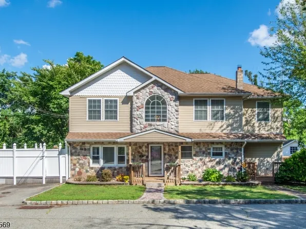 36 Ella St, Bloomingdale Boro, NJ 07403