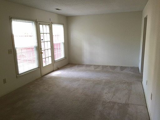2nd image of 3939 C Valley Ct