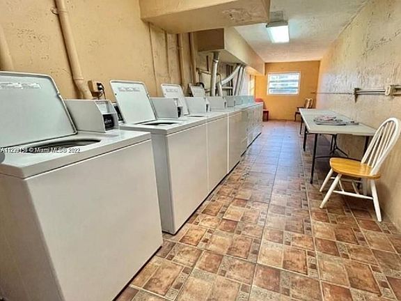 2nd image of 1280 W 54th St APT 322B