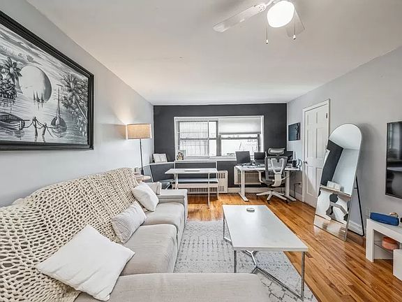 3rd image of 2545 Sedgwick Ave APT 7H