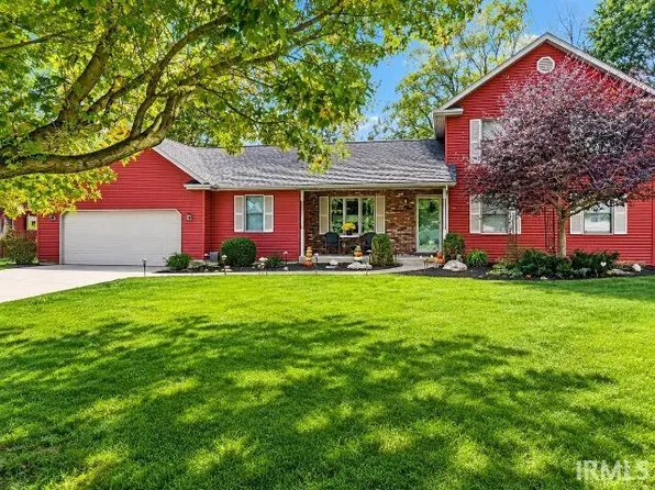 13245 Nutmeg Ridge Dr, Plymouth, IN 46563