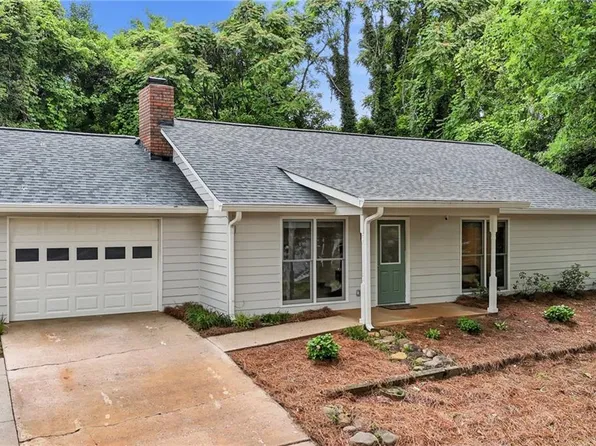 1550 Fincher Ct, Cumming, GA 30040