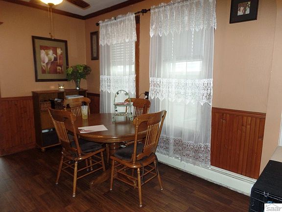 5th image of 2208 Lackawanna Ave
