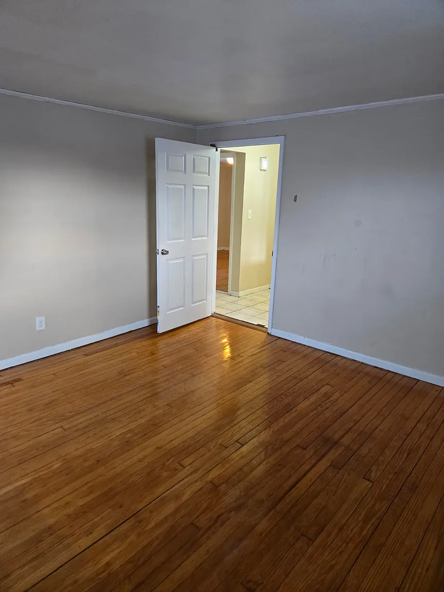 148 Radcliffe Rd Floor 2 photo 1
