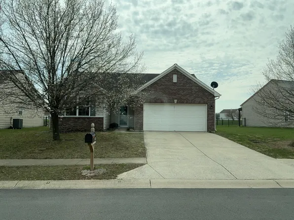 9741 Stonewall Ln, Avon, IN 46123