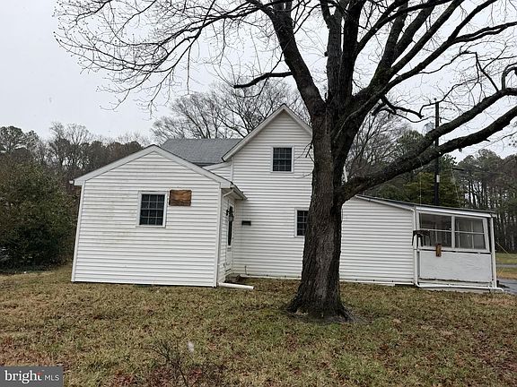 4th image of 8784 Cummings Rd