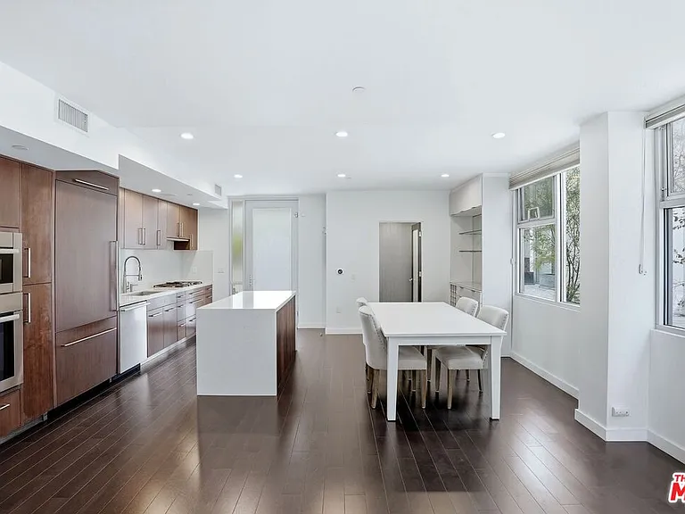 125 Pacific St #5 — Photo 10