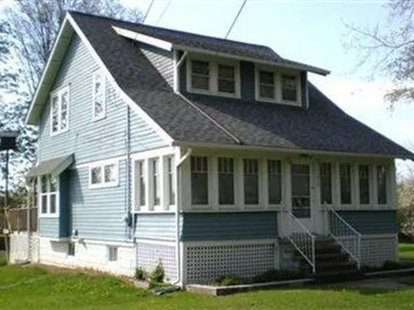 1250 Saint Michaels Ave, Akron, OH 44320