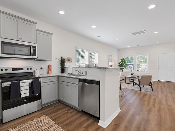 3rd image of 3008 Olivette Pl Lot 52