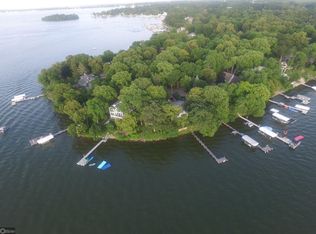15484 Dodge Ave, Clear Lake, IA 50428