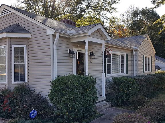 4th image of 15 Auburn St