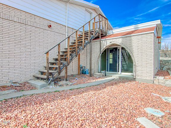 3rd image of 6737 Morningside Cir