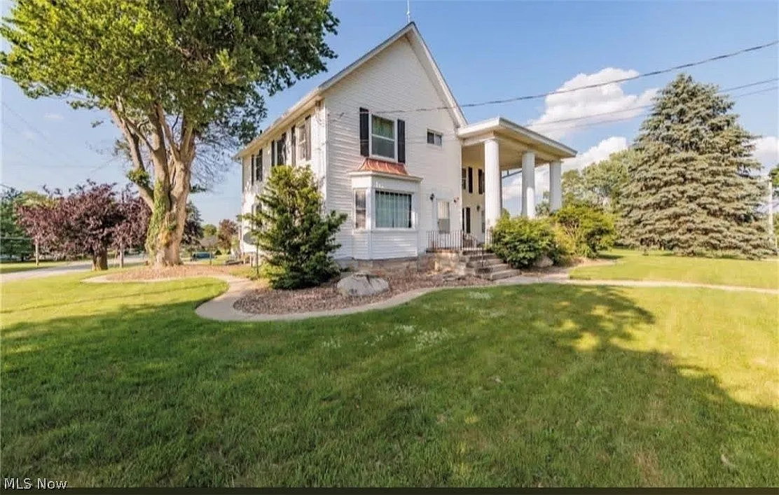 1 bed, $900 — Photo 1