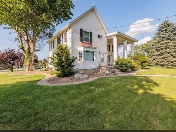 47550 Middle Ridge Rd, Amherst, OH 44001