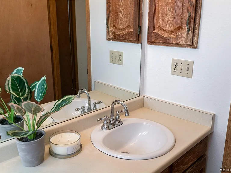 12812 E Wyoming Cir — Photo 14