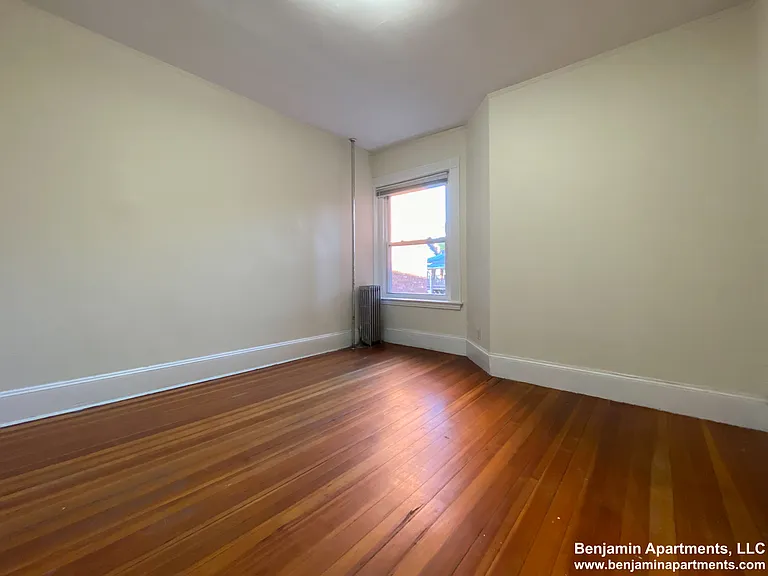 1595 Beacon St #22 — Photo 12