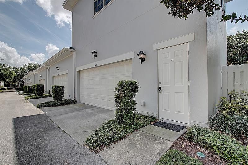 1st image of 4451 Twinview Ln