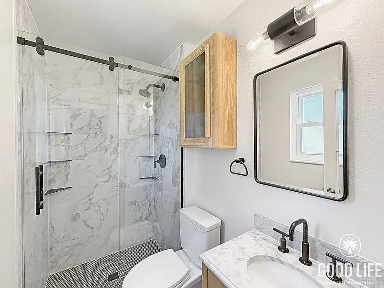 9458 Cathywood Dr — Photo 14